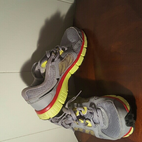Nike walk/running shoes.