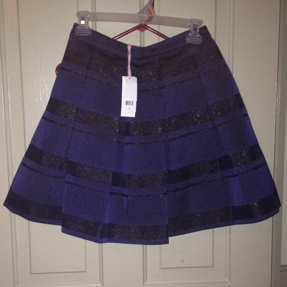 NWT vineyard vines skirt