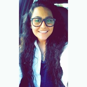 Meet your Posher, Hezi