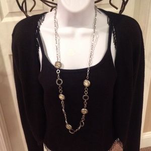 NECKLESS WITH MATCHING EAR RINGS