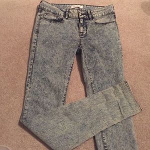 Bullhead acid wash super skinny jeans