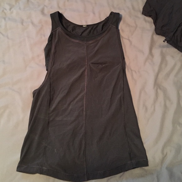 Lululemon tank top