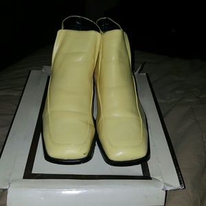 Lite Yellow Booties