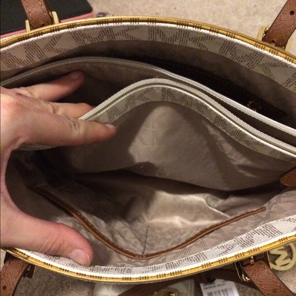 Sold !! - Picture 4 of 4