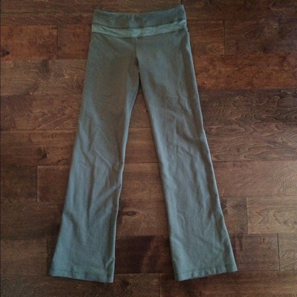 • SOLD • Lululemon Yoga Pants - Picture 3 of 4