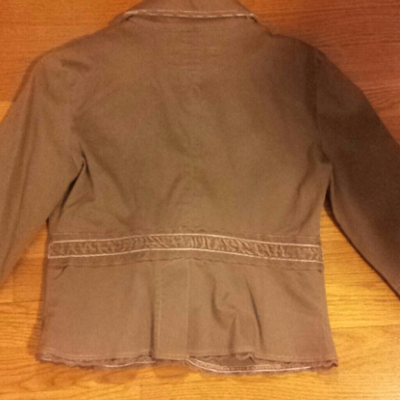 Mauve/brown jacket with velvet and lace detail. - Picture 3 of 3