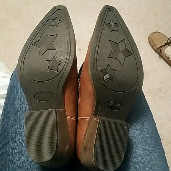 NWOT Cowgirl Boots - Picture 4 of 4