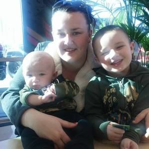 Meet your Posher, Danielle