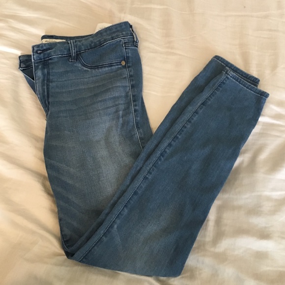 Abercrombie and Fitch super skinny jeans/jeggings