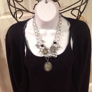 NECKLESS WITH MATCHING EAR RINGS