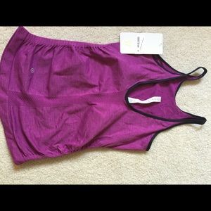Authentic Lululemon In the flow tank size 6