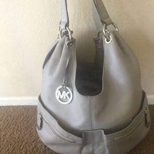 Michael Kors Hobo style bag! *authentic*