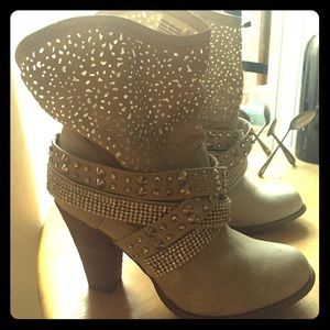 Glamour Cowgirl Boots