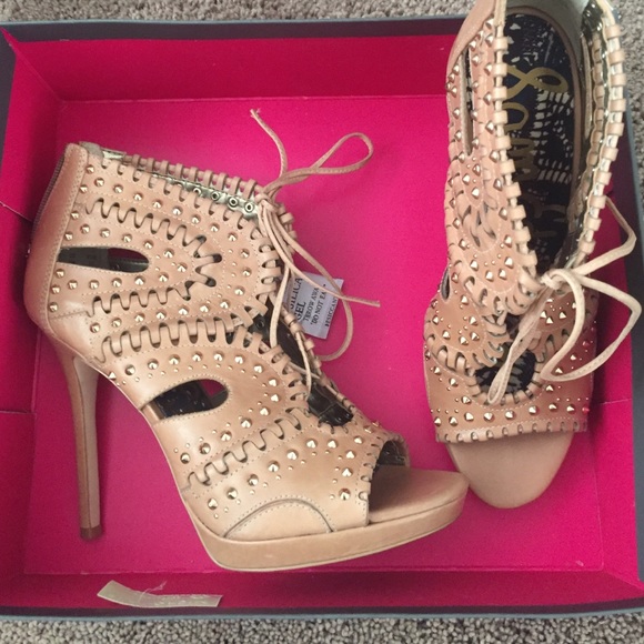 Sam Edelman lace up heels