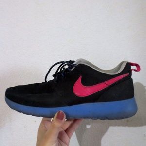 Nike roshes