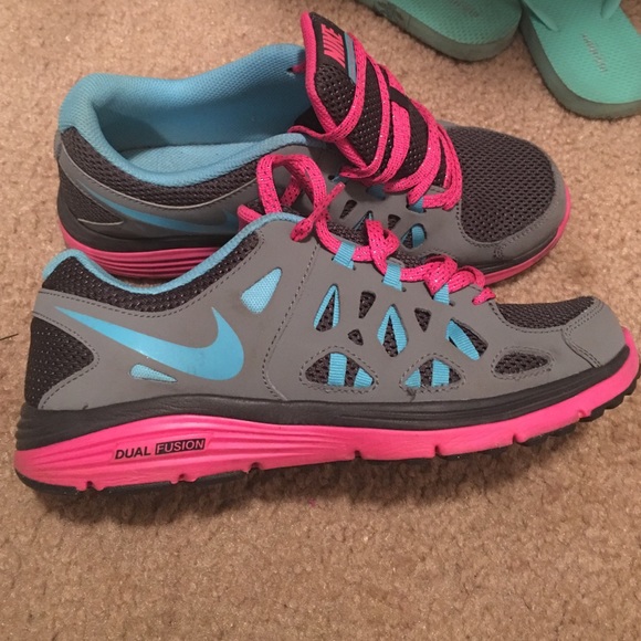 Nike Dual Fusion