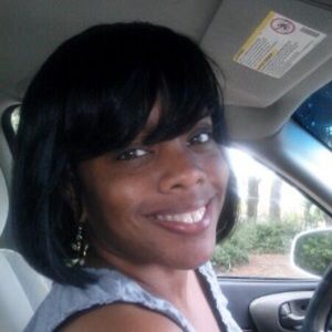 Meet your Posher, Dionne