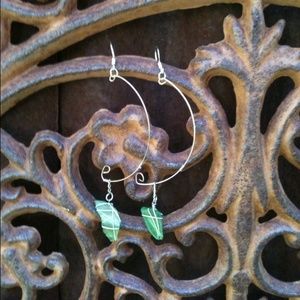 🌴 Handmade Green Glass Earrings
