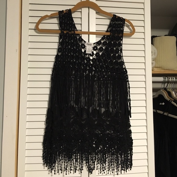 Tobi lace and fringe tank - Picture 1 of 3