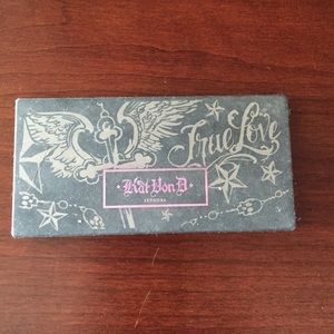 SOLD-Kat Von D eye shadow palette