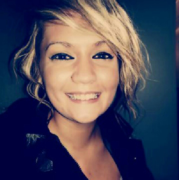 Meet your Posher, Chanda - Picture 1 of 1