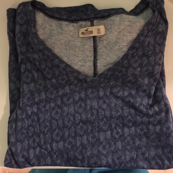 vneck tshirt