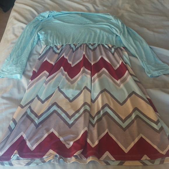 Auditions Dresses & Skirts - Long Sleeved Multi Colored Chevron Dress