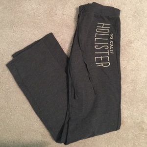 grey sweatpants