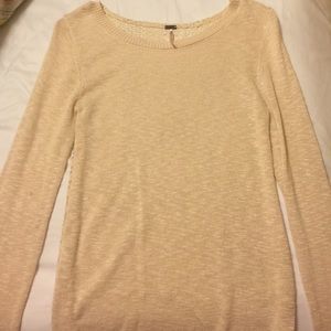 Thin sweater