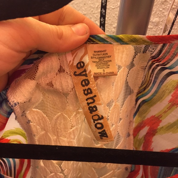 Colorful Flowly Shirt - Picture 2 of 3