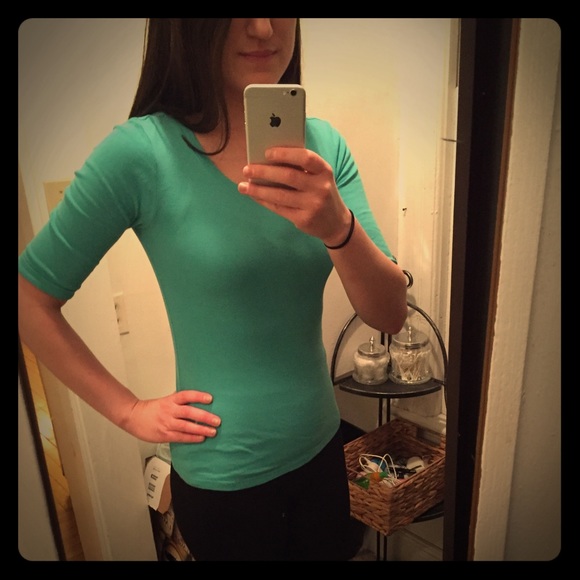 Forever 21 3/4 sleeve turquoise top, size small