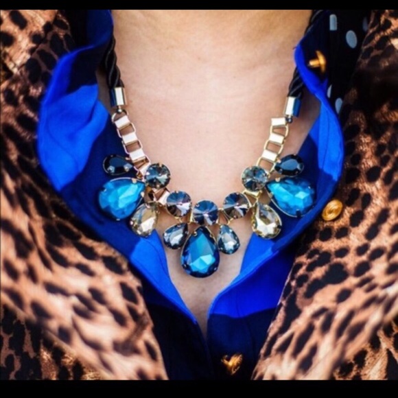 T&J Designs Jewelry - 🎉HP🎉 New Stunning Luxe Blue gem/rope necklace 💙