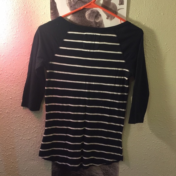 Abercrombie quarter sleeve - Picture 3 of 3