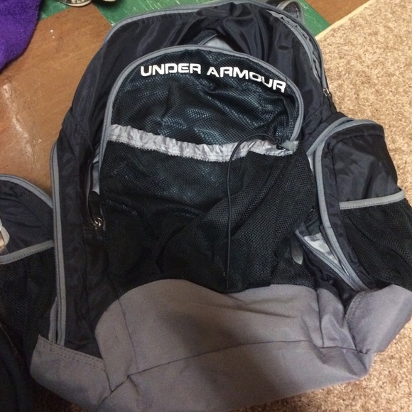 !!!Under Armour back pack!!!