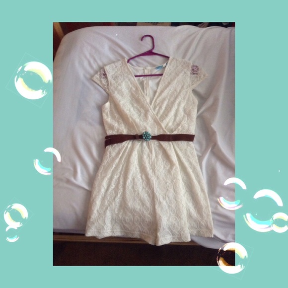 White Lace Romper😇