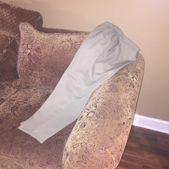 Briggs New York Women's Green Slacks