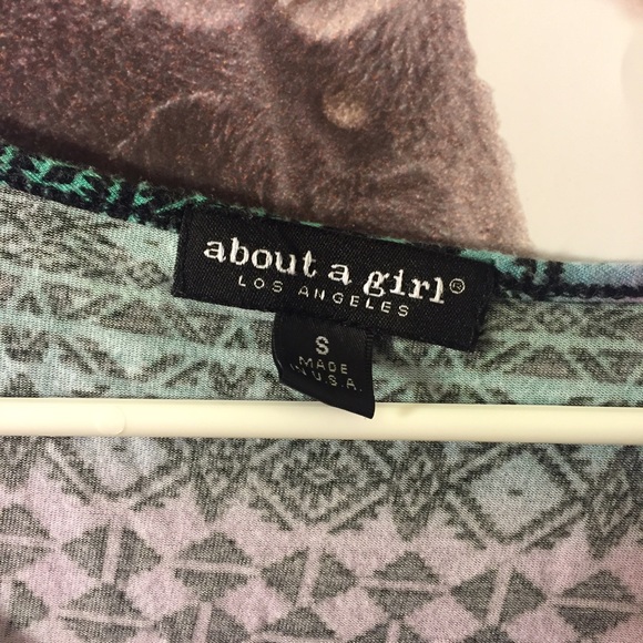 Colorful crop top - Picture 2 of 3