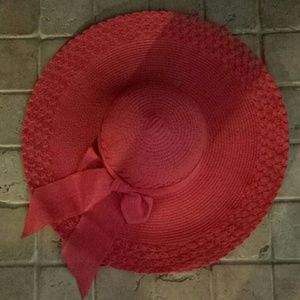 NWOT Large Brimmed Sun Hat