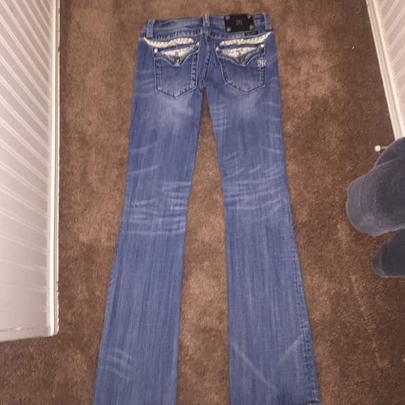Boot cut Miss Me jeans- distressed   (inseam 34)