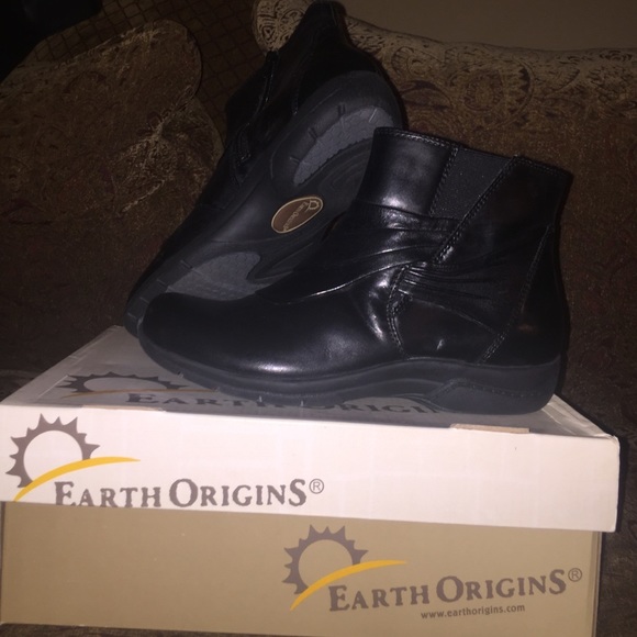 Earth Origins Black Ankle Boots