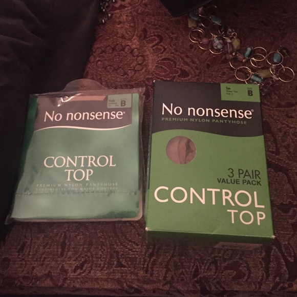NWT No Nonsense Control Top Pantyhose