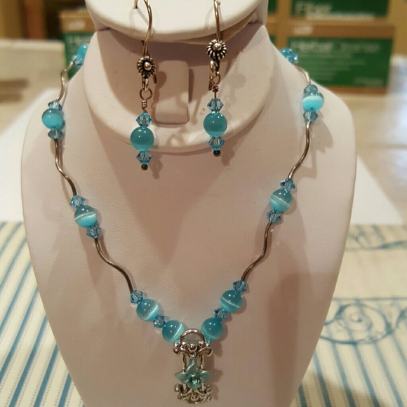 🆕 Handmade necklace and earring set - Picture 2 of 5
