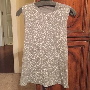 Lululemon women's muscle tank. Size 4.