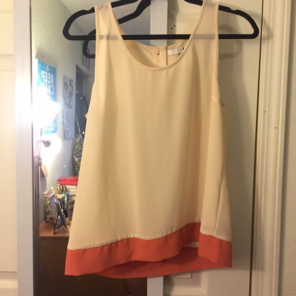 Cream and peach colored tank - Picture 2 of 3