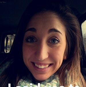 Meet your Posher, Melissa