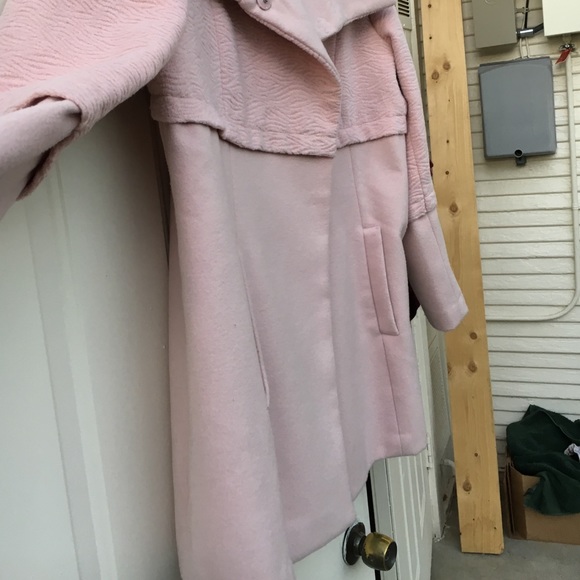 Great winter pink classy jacket!! 👗👗👗💄💄👠💋💋