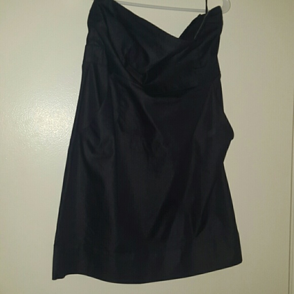 Dark blue strapless dress with pockets