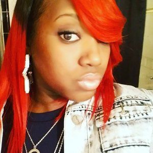 Meet your Posher, Juanita