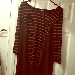 Black and khaki 3/4 length top