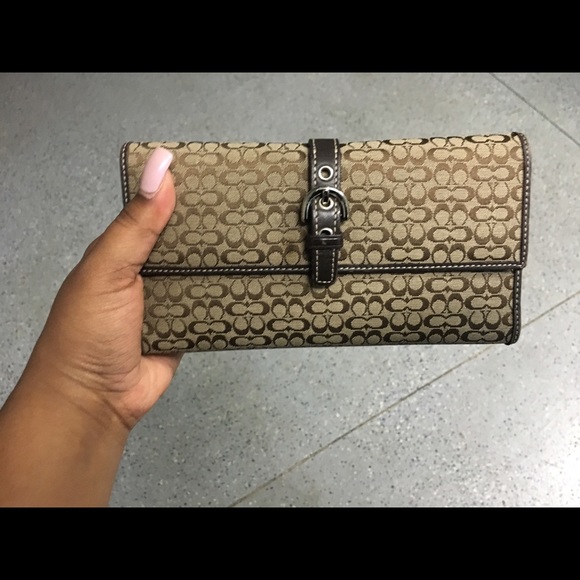 Coach wallet